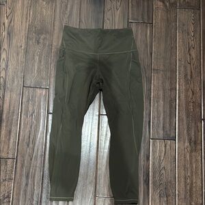 Chic Olive High-Waisted Leggings
